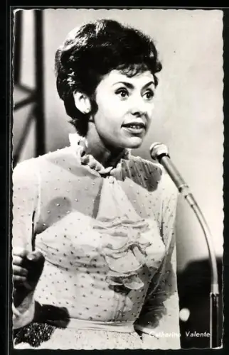AK Caterina Valente am Mikrofon