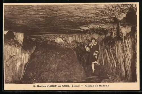 AK Arcy-sur-Cure /Yonne, Les Grottes, Passage de Madame