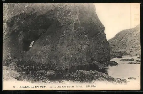 AK Belle-Ile-en-Mer, Sortie des Grottes du Talud