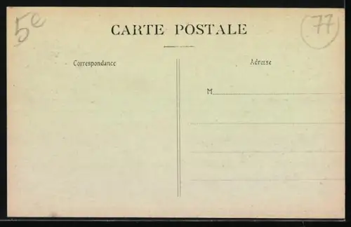 AK Meaux, Inondations de 1920, Cour du Quartier de Cavalerie
