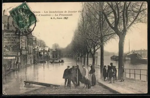 AK Asnières, Les inondations de janvier 1910, Quai d`Asnières, La Promenade