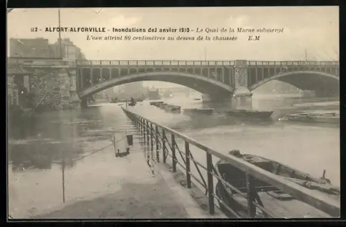 AK Alforville, Inondations de janvier 1910, Le Quai de la Marne submergé