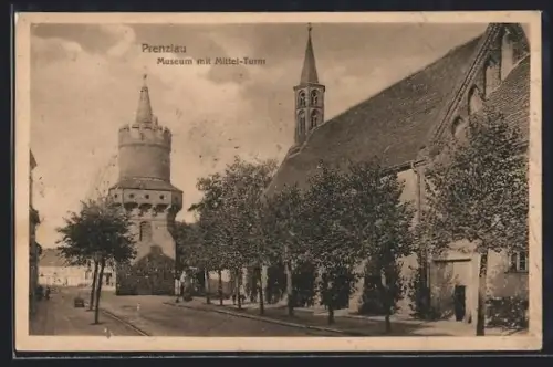 AK Prenzlau, Museum mit Mittel-Turm