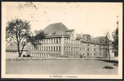 AK St. Wendel, Exterieur des Gymnasiums