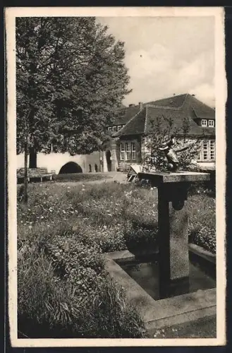 AK Hohnstein / Sächs. Schweiz, Oberer Burghof der Jugendburg