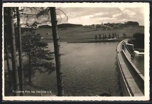 AK Pirk / Oelsnitz, Talsperre mit Ortsblick