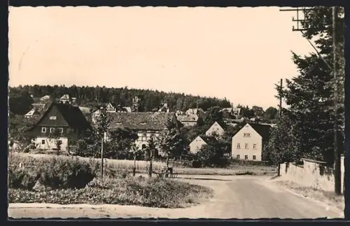 AK Hartha / Tharandt, Strassenpartie im Ort