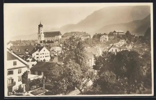 AK Bludenz, Strassenpartie mit Kirche