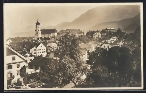 AK Bludenz, Strassenpartie mit Kirche