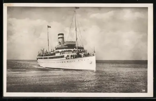 AK Turbinen-Schnelldampfer Cobra vom Hapag-Seebäderdienst auf hoher See, Passagierschiff