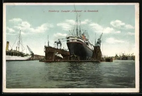 AK Hamburg, Dampfer Cleveland im Riesen-Schwimmdock im Hafen