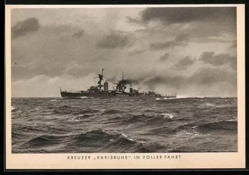 AK Leichter Kreuzer Karlsruhe der Kriegsmarine in voller Fahrt
