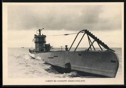 AK Kriegsmarine-U-Boot vom Typ IX bei Ausfahrt gegen England