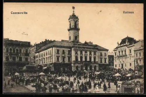 AK Czernowitz, Rathaus mit Markt