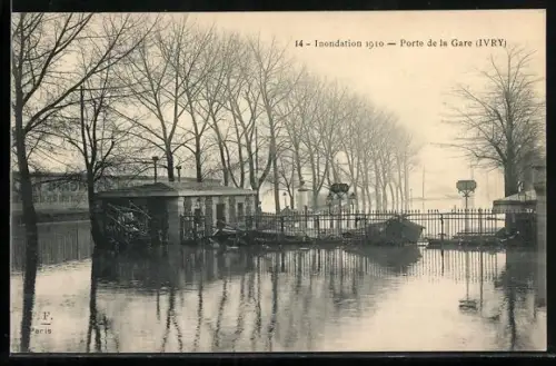 AK Ivry, Inondations 1910, Porte de la Gare, Hochwasser