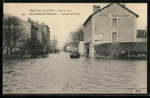 AK Villeneuve-Triage, Avenue de Choisy, Crue de la Seine, Janvier 1910