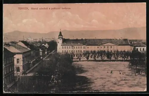 AK Theresienstadt / Terezin, Paradeplatz mit Postgebäude