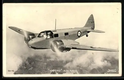 AK Britisches Kampfflugzeug vom Typ Oxford