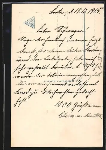 AK Berlin, Dom im Passepartout, Frau in Heeres-Uniform, Nationalfahne