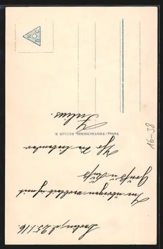 Grusskarten-AK Berlin-Tiergarten, Brandenburger Tor, Soldatin mit Flagge