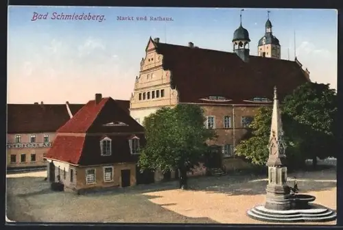 AK Bad Schmiedeberg, Markt, Rathaus, Brunnen