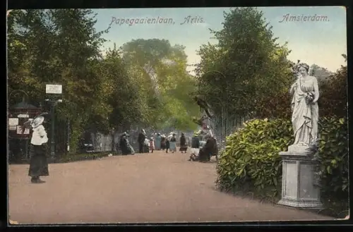 AK Amsterdam, Papegaaienlaan, Artis
