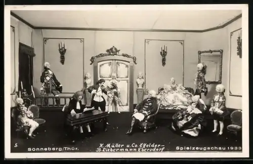 AK Sonneberg /Th., Barock-Puppen bei der Spielzeugschau 1933