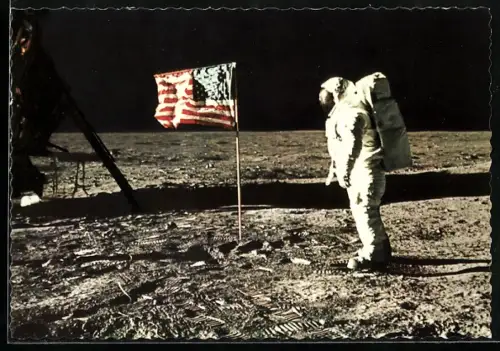 AK Mondlandung 1969, Edwin Aldrin mit der US-Amerikanischen Flagge auf dem Mond