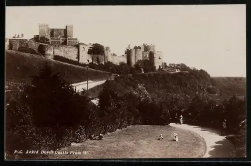 AK Dover, Castle from W.