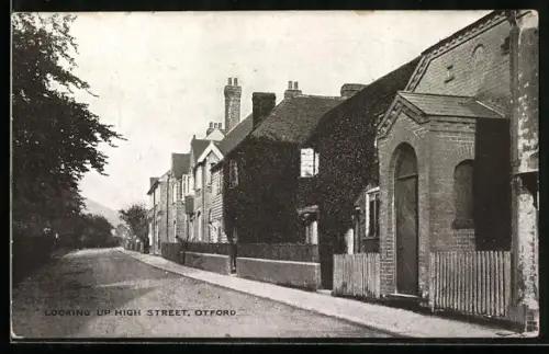 AK Otford, Looking up High Street