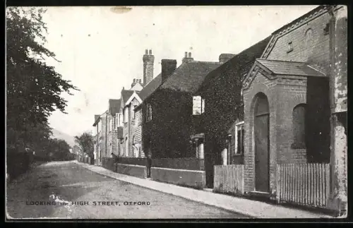 AK Otford, Looking up High Street