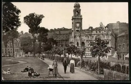 AK Chatham, Town Hall and Paddock