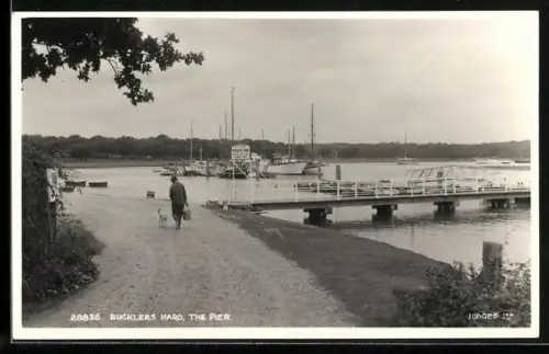 AK Bucklers Hard, View of the Pier