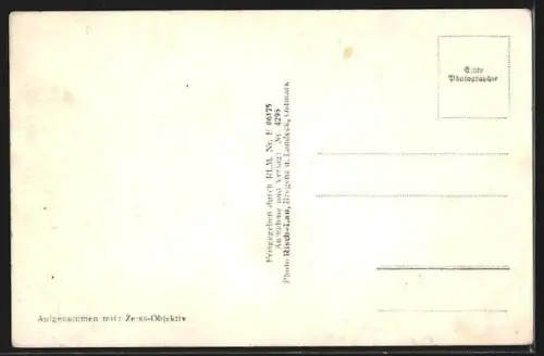 AK Strassburger Hütte, Berghütte mit Berggipfel