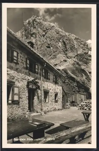 AK Südwandhütte mit Dachstein