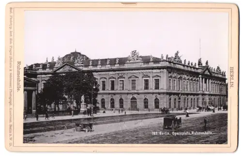 Fotografie Rob. Prager, Berlin, Ansicht Berlin, Opernplatz mit Ruhmeshalle