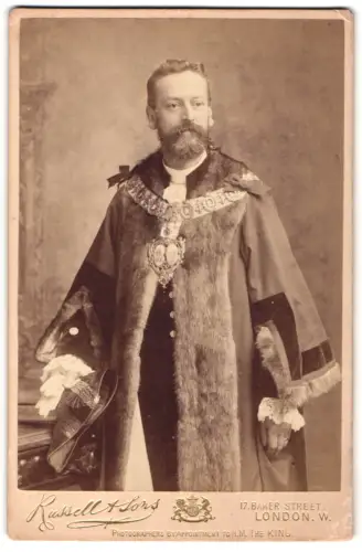 Fotografie Russel & Sons, London, William Albert Schultzt, Bürgermeister von London-Deptford (1903-1904), Amtskette