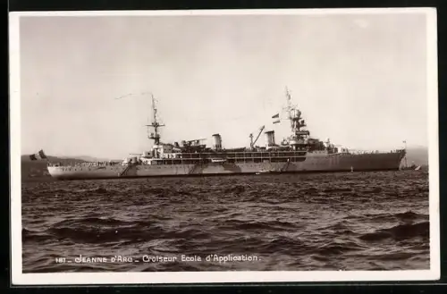 AK Jeanne d`Arc, Croiseur Ecole d`Application, Kriegsschiff