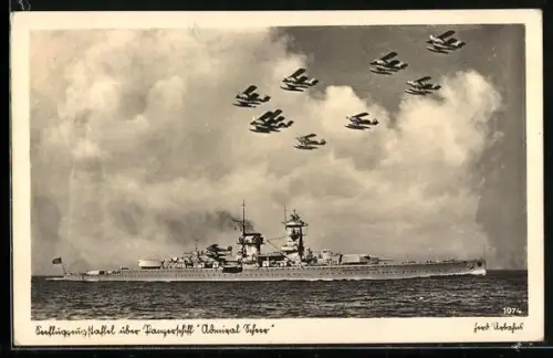 AK Seeflugzeugstaffel über dem Panzerschiff Admiral Scheer der Kriegsmarine