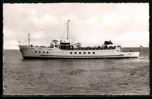 AK Wangerooge, Bäderschiff Rüstringen in Fahrt, Passagierschiff