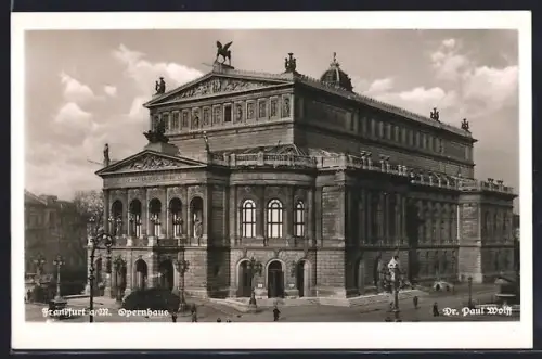 AK Frankfurt a. M., Opernhaus aus der Vogelschau