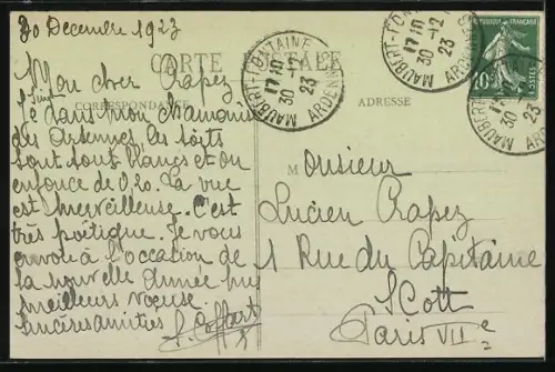 AK Maubert-Fontaine, Place de l`Hotel de Ville, Brunnen vor dem Rathaus