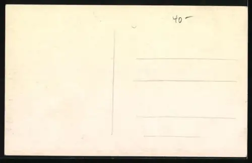 AK Sonneberg / Thür., Spielzeugmuseum mit Spielzeugschau 1933, lebensechte Puppe als Riese