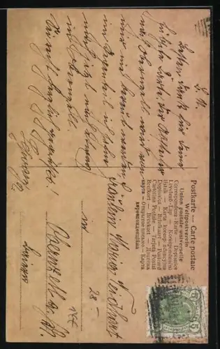 Foto-AK Mädchen sitzt auf einem Stuhl und spielt mit Puppe