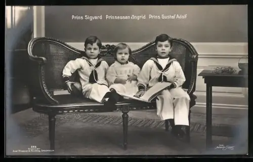 AK Prinzen Sigvard u. Gustaf Adolf mit Prinzessin Ingrid von Schweden