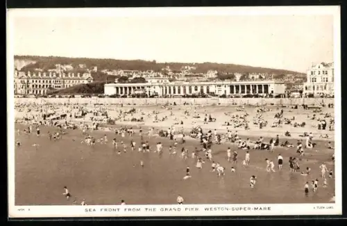 AK Weston-super-Mare, Sea front from the Grand Pier
