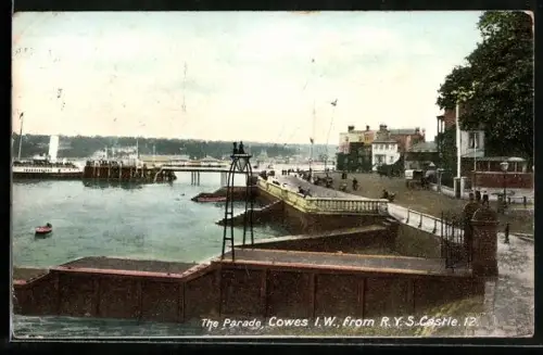 AK Cowes /I. W., The Parade from R.Y.S. Castle