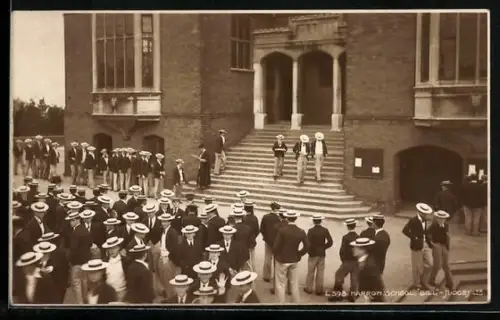 AK London, Harrow School