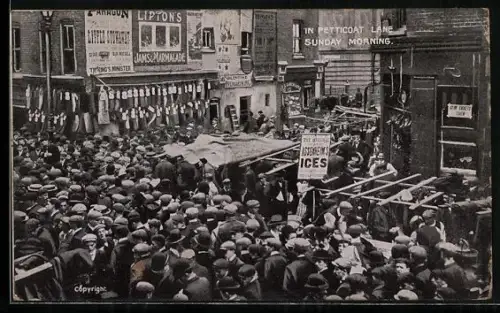 AK London, Sunday morning in Petticoat Lane