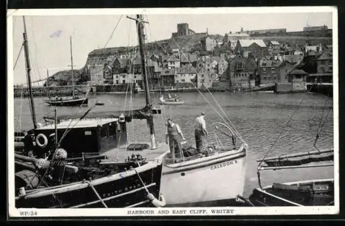 AK Witby, Harbour and East Cliff